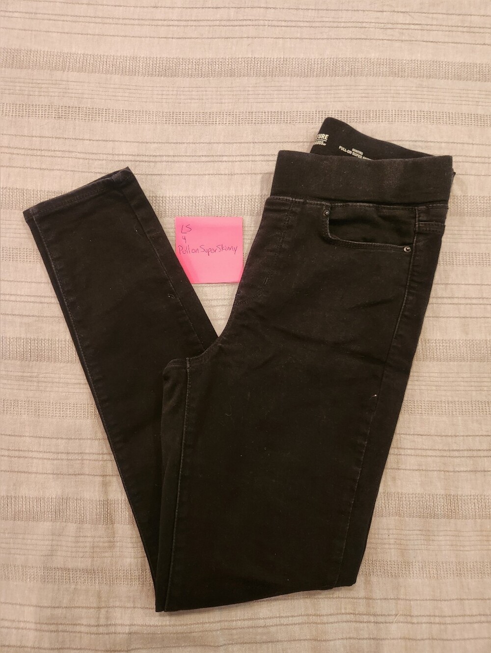 Black Pull-On Skinny Jeggings with Elastic Waist